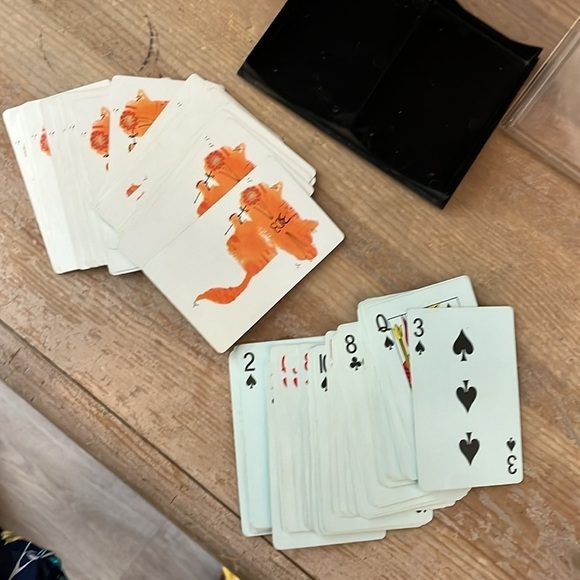 Duratone Bridge Playing Cards Vintage 2 Decks Cats Dogs Plastic Case - Picture 3 of 7